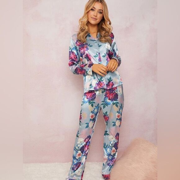 Floral Pyjama Set in Blue - Picture 2 of 4
